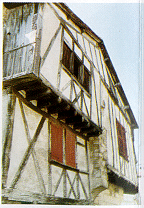 Maison  colombages angrienne